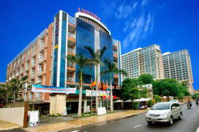 Отель Luxury Nha Trang Hotel  Нхатранг
